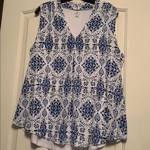 NWOT Worthington Sleeveless Floral Top.